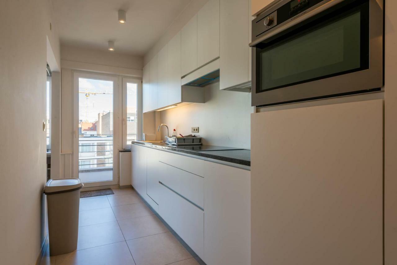 Modern Apartment With Free Parking Ostende Extérieur photo
