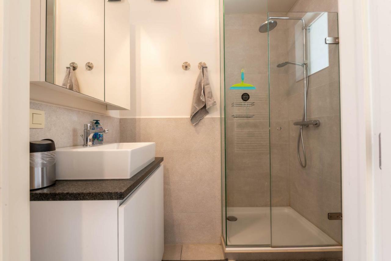 Modern Apartment With Free Parking Ostende Extérieur photo